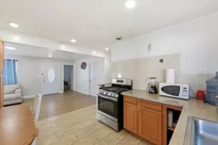 2207 Pacina Dr, San Jose, CA 95116 - Photo 11