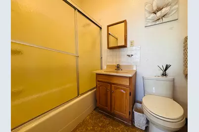 2737 12th Ave, Oakland, CA 94606 - Photo 27