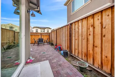 122 W Riverside Pl, Tracy, CA 95391 - Photo 41