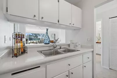 95 Red Rock Way 203M, San Francisco, CA 94131 - Photo 7