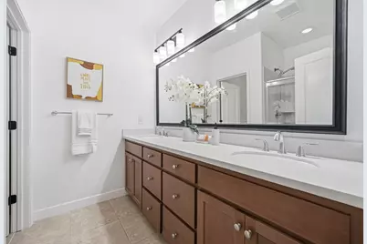 570 Santa Rosalia Ter, Sunnyvale, CA 94085 - Photo 23