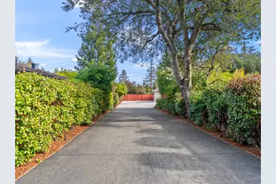 1941 Deodara Dr, Los Altos, CA 94024 - Photo 29