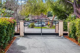 1941 Deodara Dr, Los Altos, CA 94024 - Photo 27