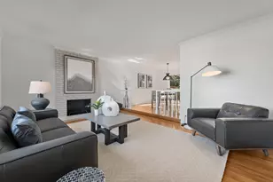 560 Hyannis Dr, Sunnyvale, CA 94087 - Photo 3