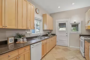 526 S 5th St, San Jose, CA 95112 - Photo 15