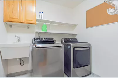 17705 Pond Derosa Ln, Salinas, CA 93907 - Photo 29