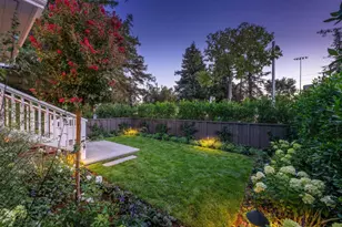 235 Alma St, Palo Alto, CA 94301 - Photo 27