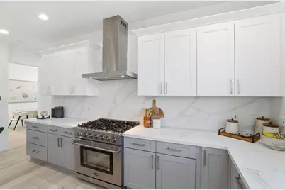 1685 Zinnia Ln, San Jose, CA 95124 - Photo 15