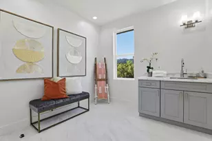 1685 Zinnia Ln, San Jose, CA 95124 - Photo 37