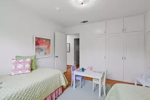 1714 Cherrytree Ln, Mountain View, CA 94040 - Photo 21