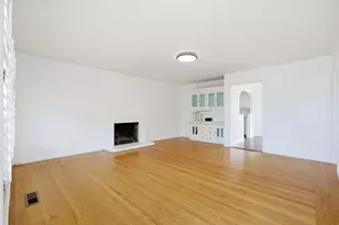 2025 Yorkshire Way, Mountain View, CA 94040 - Photo 11