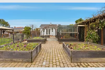 2025 Yorkshire Way, Mountain View, CA 94040 - Photo 39