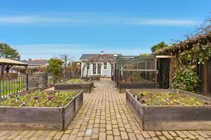 2025 Yorkshire Way, Mountain View, CA 94040 - Photo 39