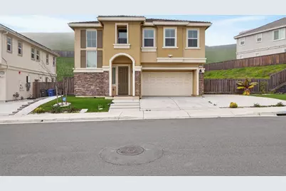 3142 Cortina Dr, Pittsburg, CA 94565 - Photo 1