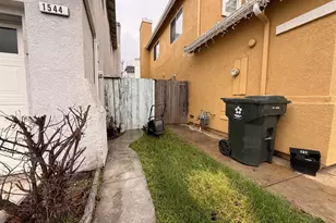 1544 Saguaro Dr, Salinas, CA 93905 - Photo 35