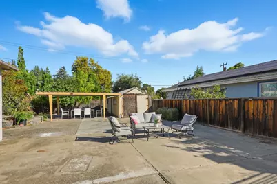 22081 Caroline Dr, Cupertino, CA 95014 - Photo 23