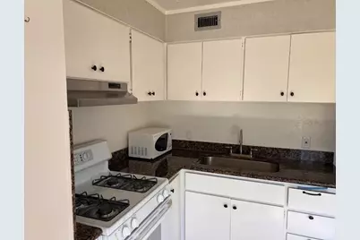 500 Glenwood Cir 322, Monterey, CA 93940 - Photo 13