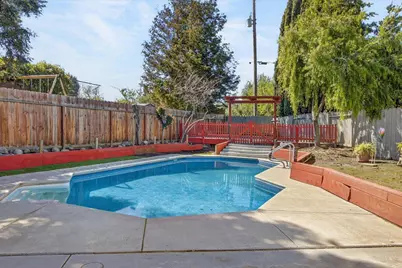 1911 Glarner St, Hollister, CA 95023 - Photo 17