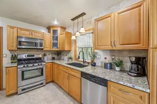 2280 Zoria Cir, San Jose, CA 95131 - Photo 15