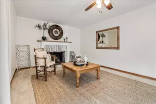 17140 Garlen Ln, Salinas, CA 93907 - Photo 13