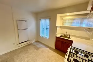 160 Monterey Ave, Pacific Grove, CA 93950 - Photo 33