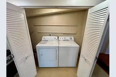 160 Monterey Ave, Pacific Grove, CA 93950 - Photo 45