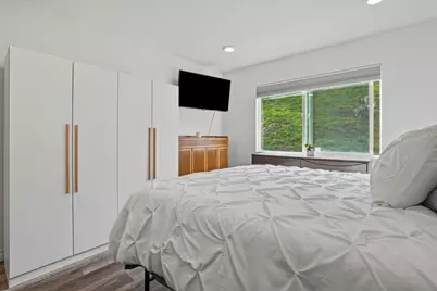 105 Oakridge Dr, Daly City, CA 94014 - Photo 21