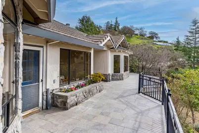 18616 Skuse Ct, San Jose, CA 95120 - Photo 3