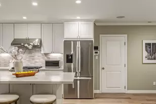 380 San Carlos Ave, Redwood City, CA 94061 - Photo 9