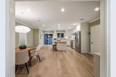 380 San Carlos Ave, Redwood City, CA 94061 - Photo 5