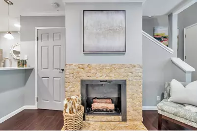 355 Half Moon Ln 9, Daly City, CA 94015 - Photo 5