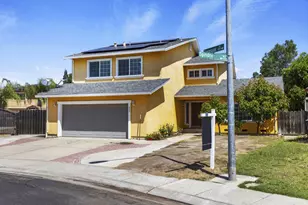 800 Treasure Ln, Manteca, CA 95337 - Photo 3
