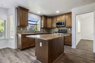 800 Treasure Ln, Manteca, CA 95337 - Photo 45