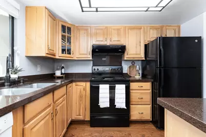 1133 Cooper River Dr, San Jose, CA 95126 - Photo 9