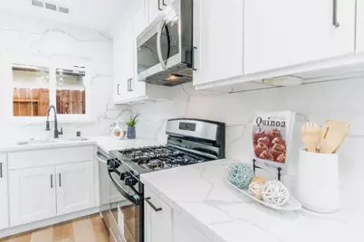 1452 Lochner Dr, San Jose, CA 95127 - Photo 17