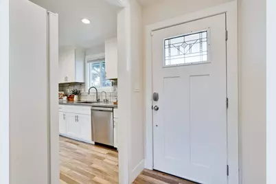 5596 Vassar Dr, San Jose, CA 95118 - Photo 5