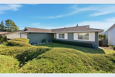 217 Bay View Dr, San Carlos, CA 94070 - Photo 5