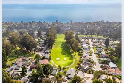 615 Clubhouse Dr, Aptos, CA 95003 - Photo 45