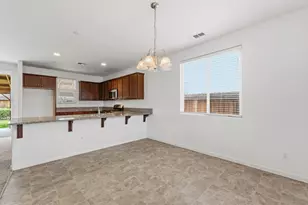 101 Rancho Mirage Rd, Madera, CA 93638 - Photo 9