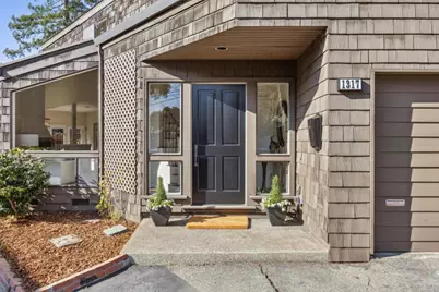 1317 Laurel St, Menlo Park, CA 94025 - Photo 3