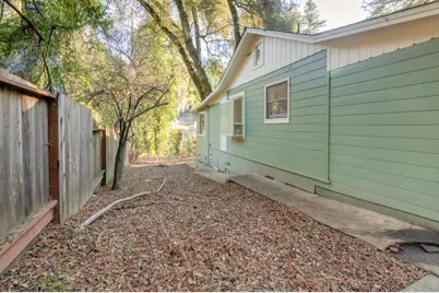 383 Riverview Dr, Boulder Creek, CA 95006 - Photo 7