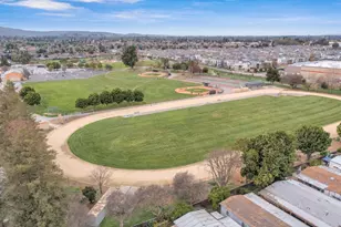 2827 Moss Hollow Dr 2827, San Jose, CA 95121 - Photo 41