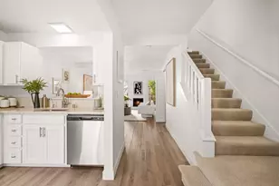 19224 Vineyard Ln, Saratoga, CA 95070 - Photo 9