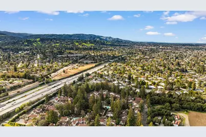 19224 Vineyard, Saratoga, CA 95070 - Photo 45