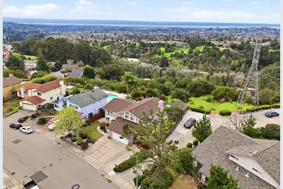 18737 W Cavendish Dr, Castro Valley, CA 94552 - Photo 55