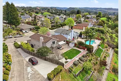 18737 W Cavendish Dr, Castro Valley, CA 94552 - Photo 59