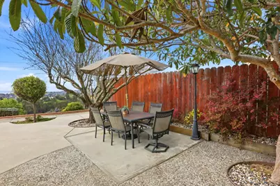 18737 W Cavendish Dr, Castro Valley, CA 94552 - Photo 49