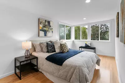 726 Hillcrest Dr, Redwood City, CA 94062 - Photo 25