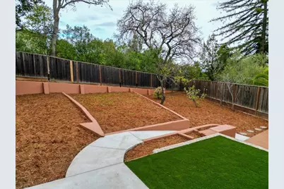 726 Hillcrest Dr, Redwood City, CA 94062 - Photo 57