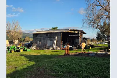 14200 Sycamore Ave, San Martin, CA 95046 - Photo 19